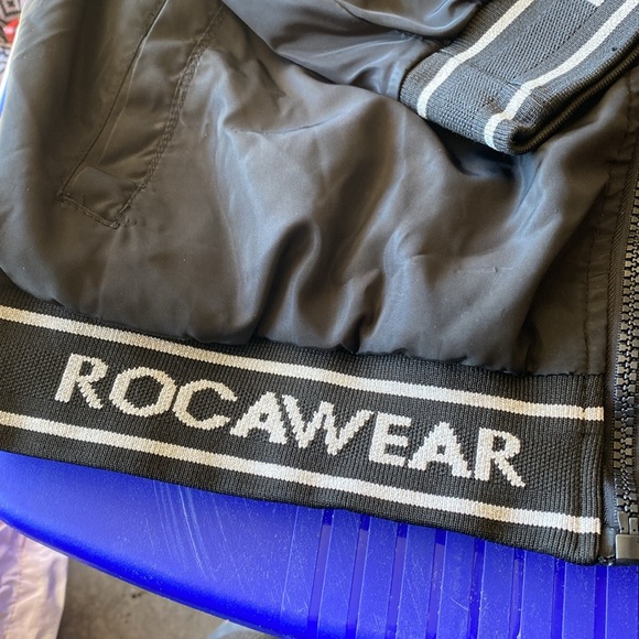 Rockwear zippered jacket size L - Picture 2 of 4
